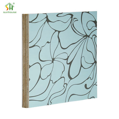 สะอาดต่อสิ่งแวดล้อม 1220x2440 มม กระดาษเมลาไมน์ VOC ต่ํา เกรดเฟอร์นิเจอร์สําหรับเฟอร์นิเจอร์สํานักงาน