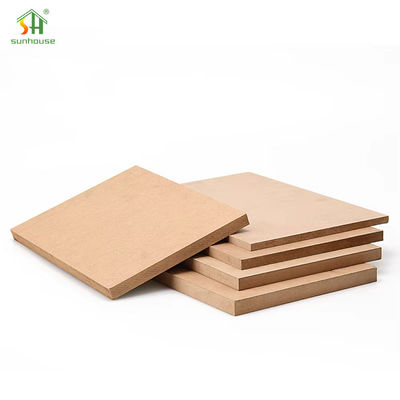 ราคาดี MDF เมลามีน MDF Board ภายในตกแต่งภายนอกใช้สำหรับงานก่อสร้างอาคาร ออนไลน์